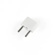 Перехідник мережевий 10А без заземлення білий TITANUM STANDARD (TF-AD110-W)