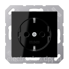 SCHUKO®-розетка 16 A / 250 B ~ A1520KISW
