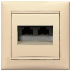 Розетка компьютерная 2xRJ45 STP кат.6e Valena 774145 «слоновая кость»