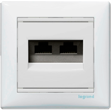 Розетка компьютерная 2xRJ45 UTP кат.5e Valena 774231 цвет «белый»